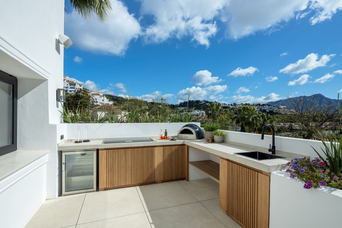 5 Bedroom Villa in Benahavís - Foto 8