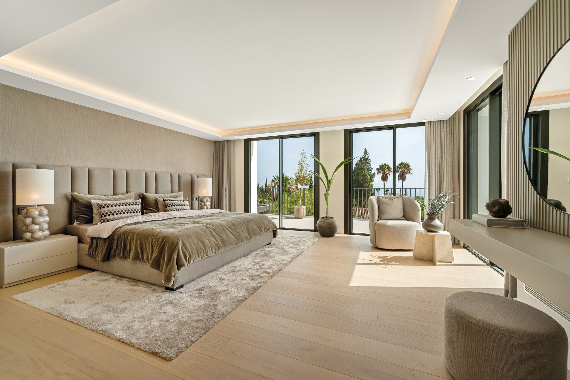 5 Bedroom Villa in Marbella - Photo 25