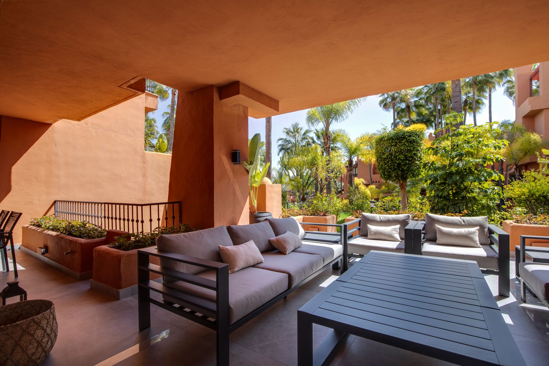 3 Bedroom Apartment in Marbella - Photo 8