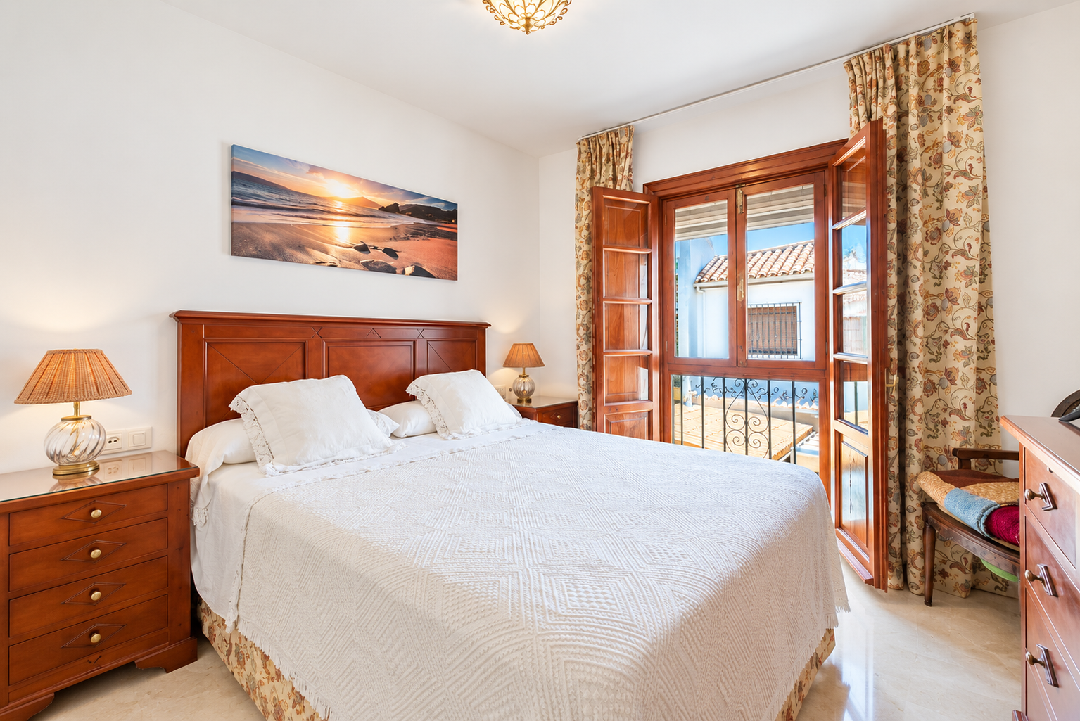 3 Bedroom Townhouse in Benahavís - Photo 11