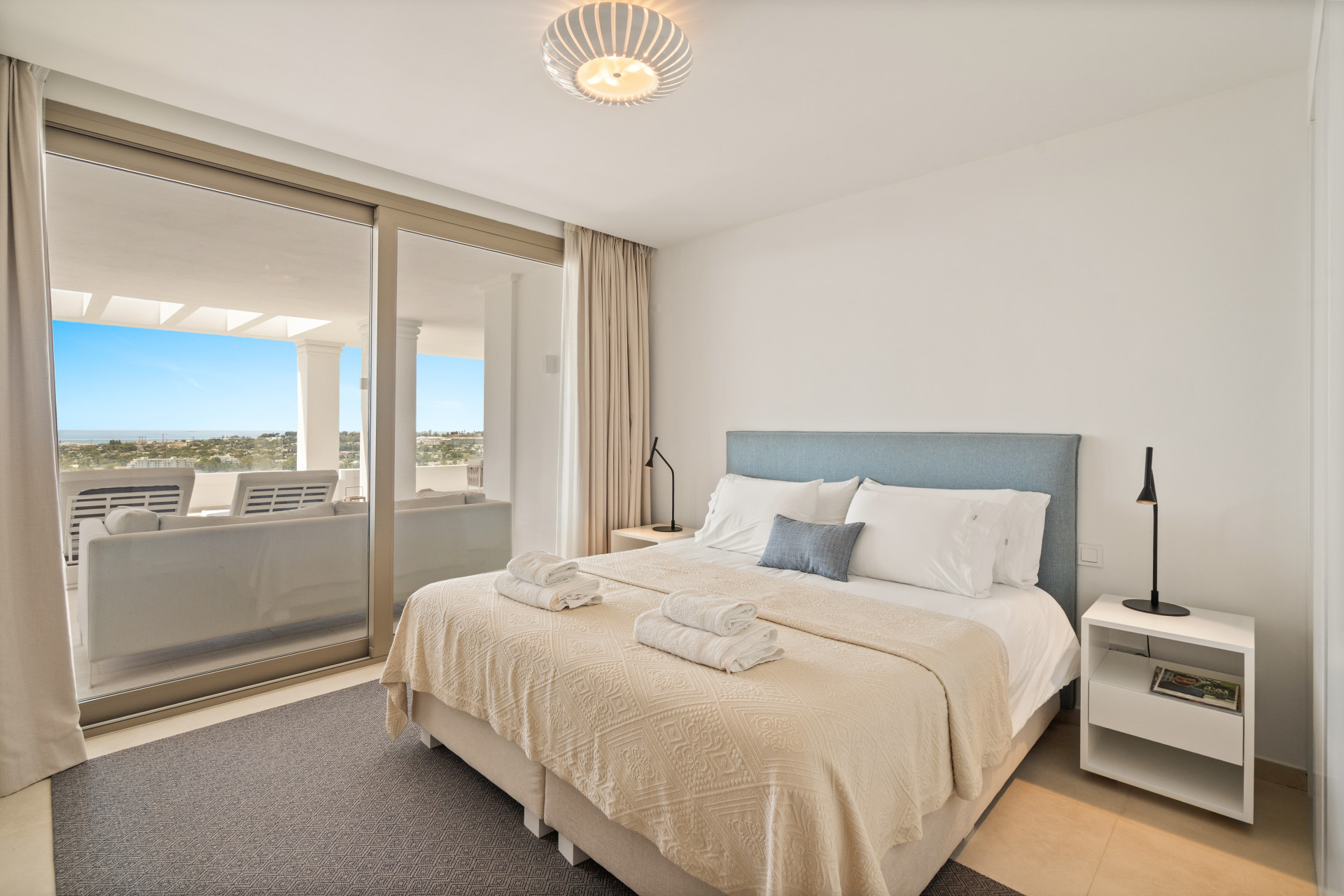5 Bedroom Apartment in Marbella - Photo 22