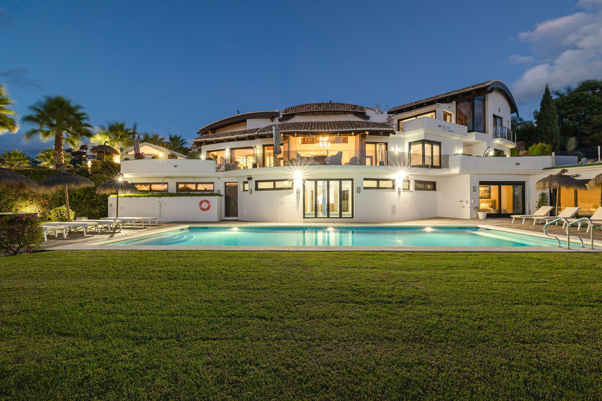 8 Bedroom Villa in Benahavís - Foto 15