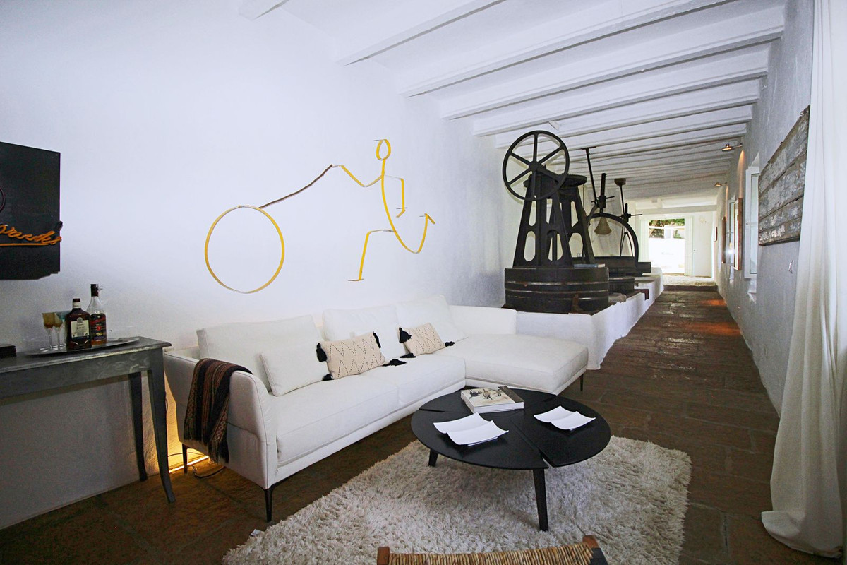 4 Bedroom Country house in Coín - Фото 14