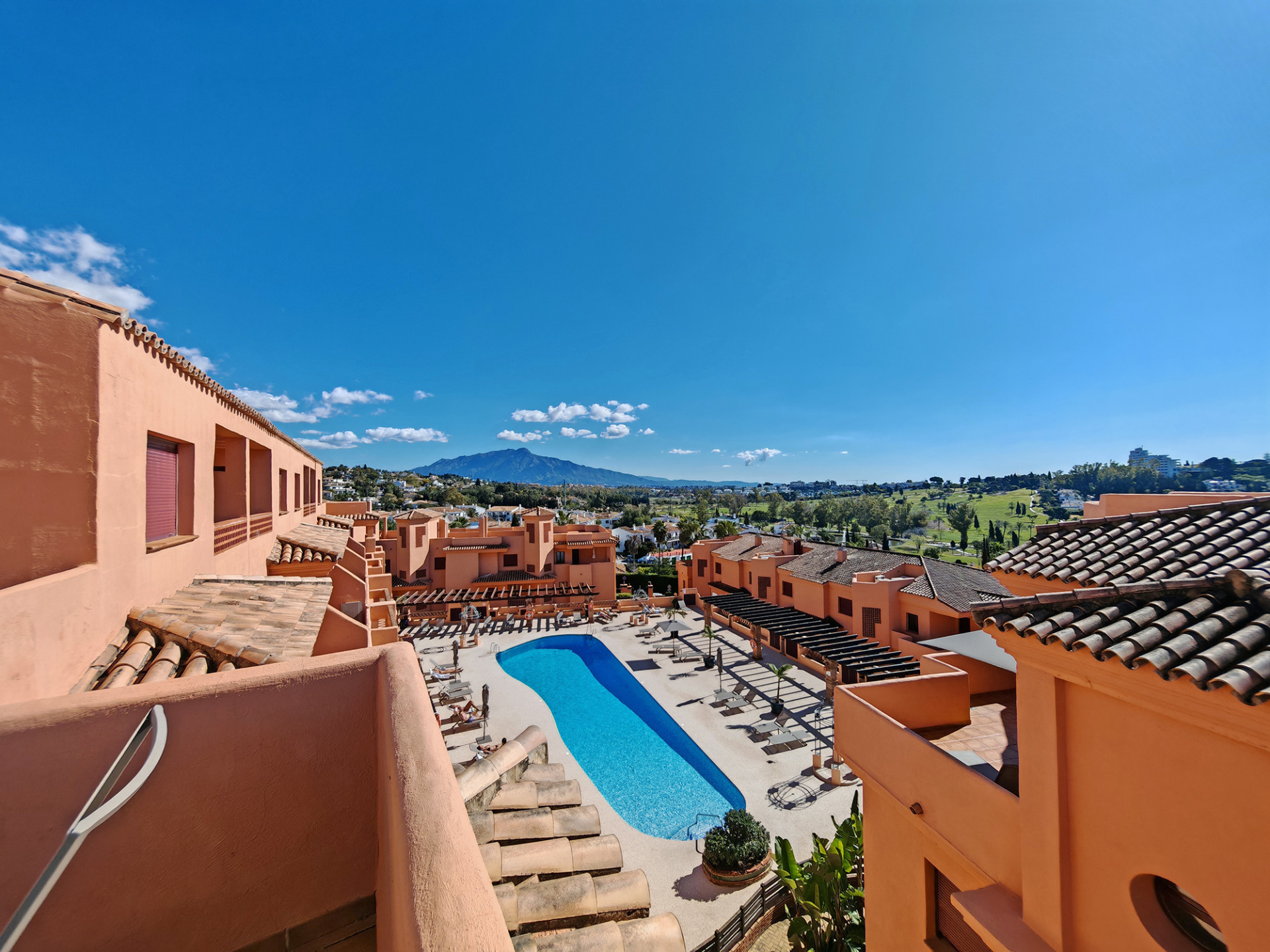 3 Bedroom Penthouse in Benahavís - Фото 16