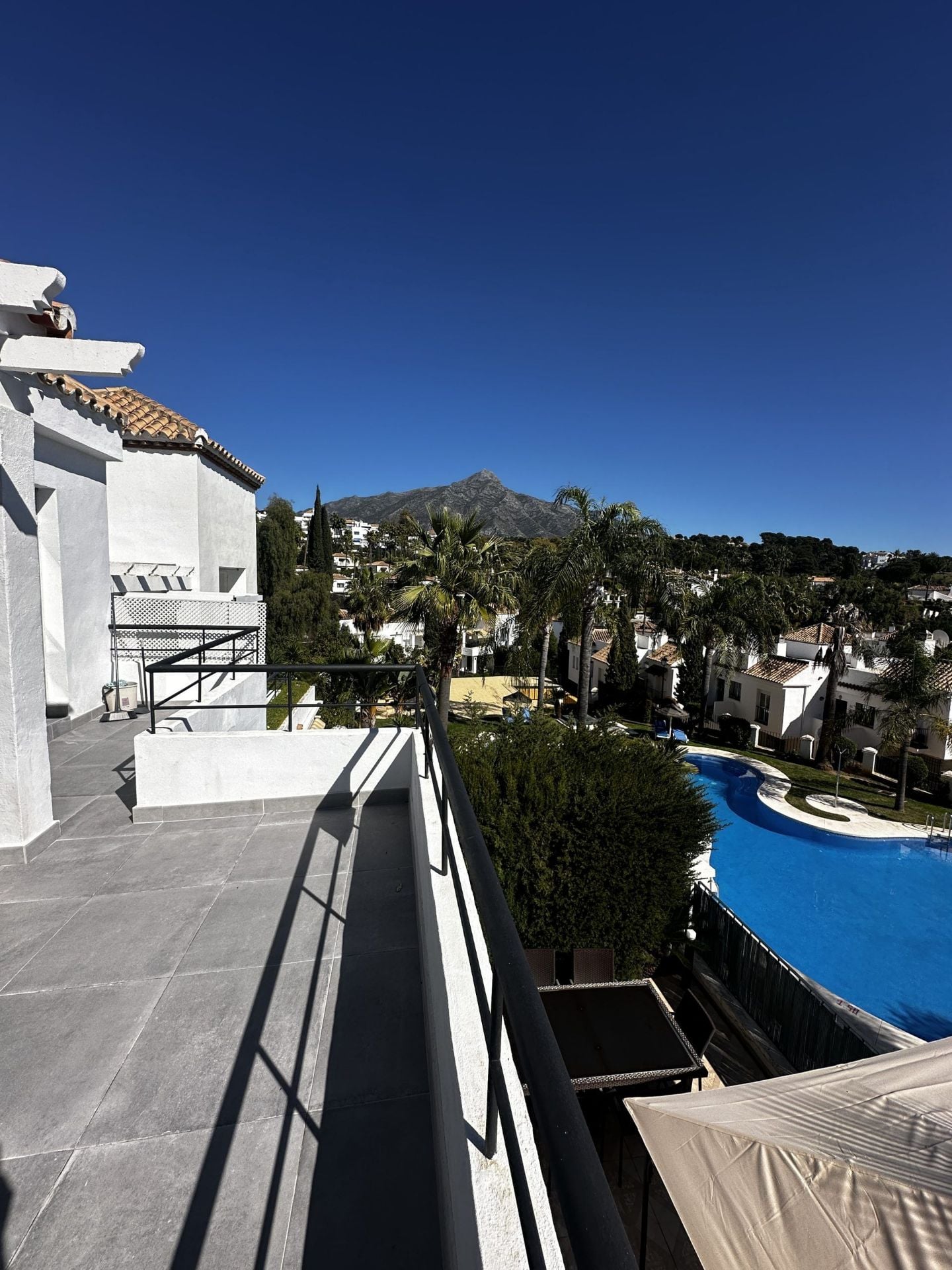 2 Bedroom Apartment in Marbella - Foto 3