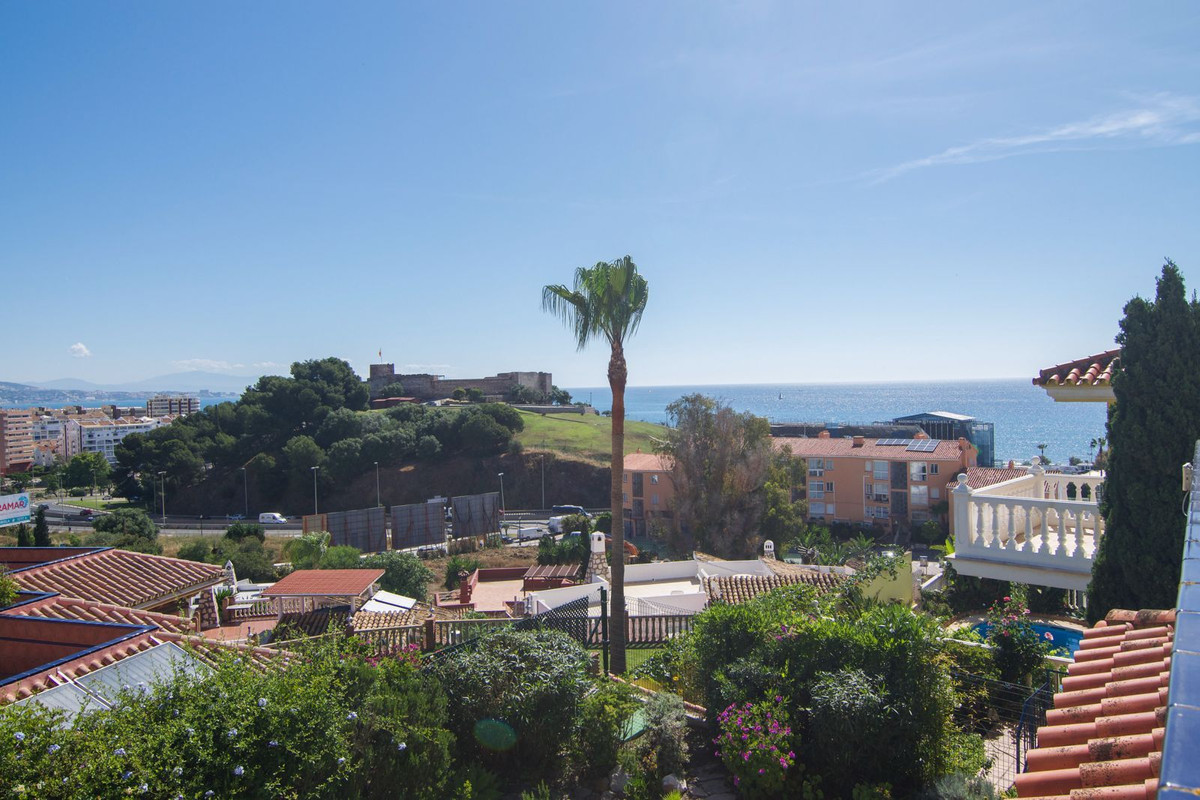 3 Bedroom Villa in Fuengirola - Photo 3