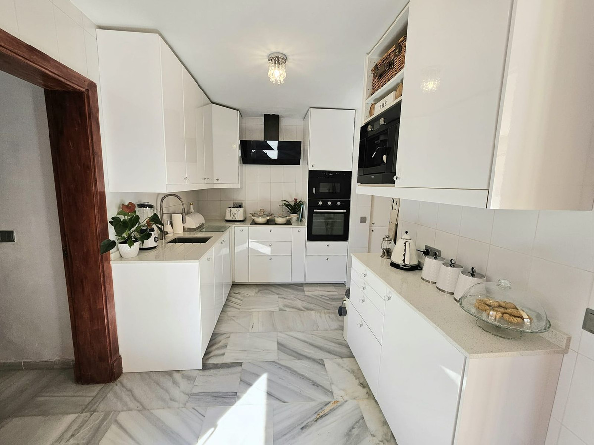 3 Bedroom Villa in Benahavís - Foto 7