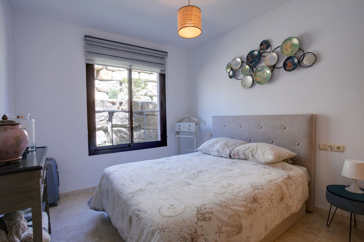 2 Bedroom Apartment in Casares - Photo 13