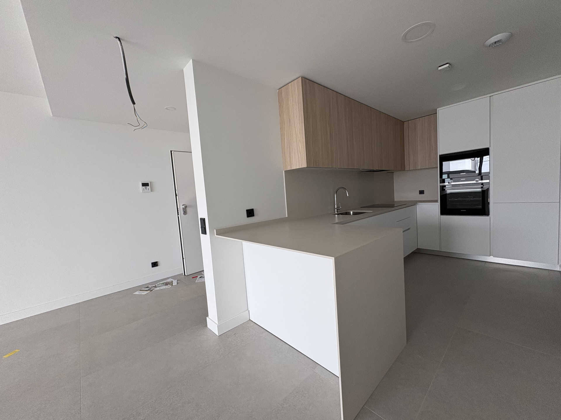 2 Bedroom Apartment in Marbella - Photo 28