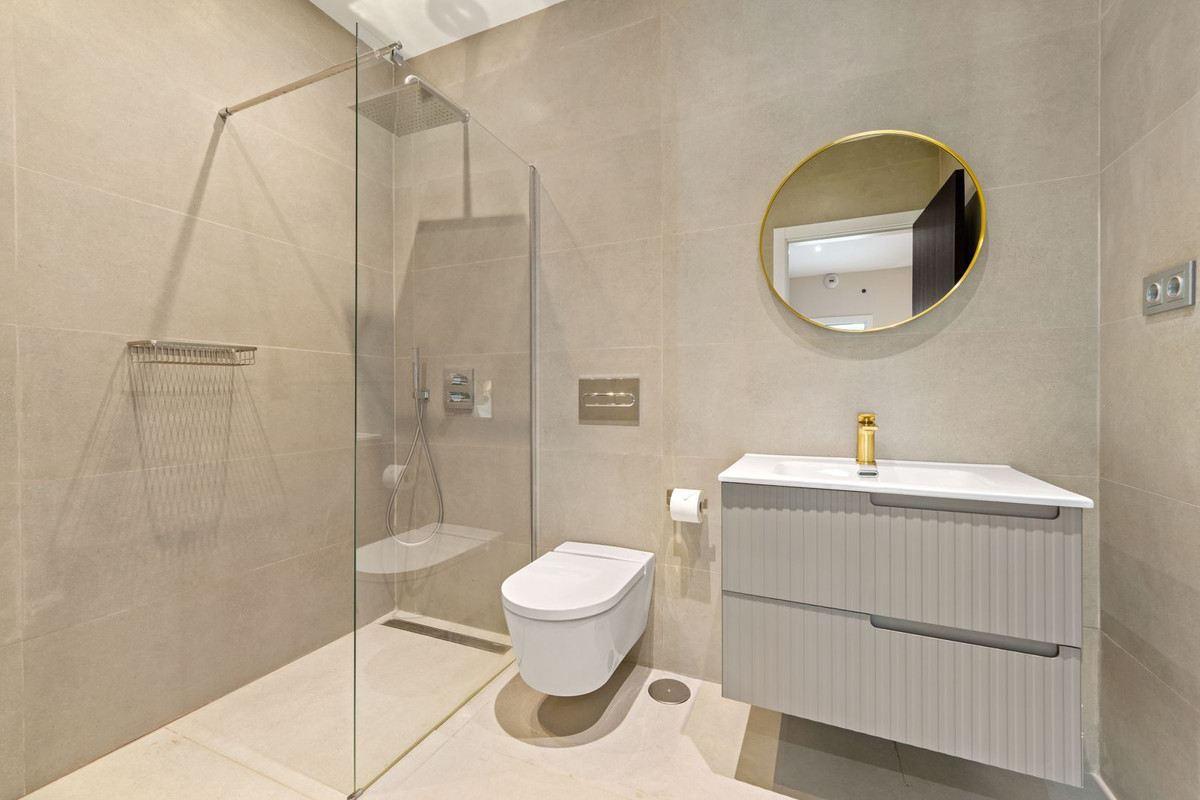6 Bedroom Villa in Benahavís - Foto 22