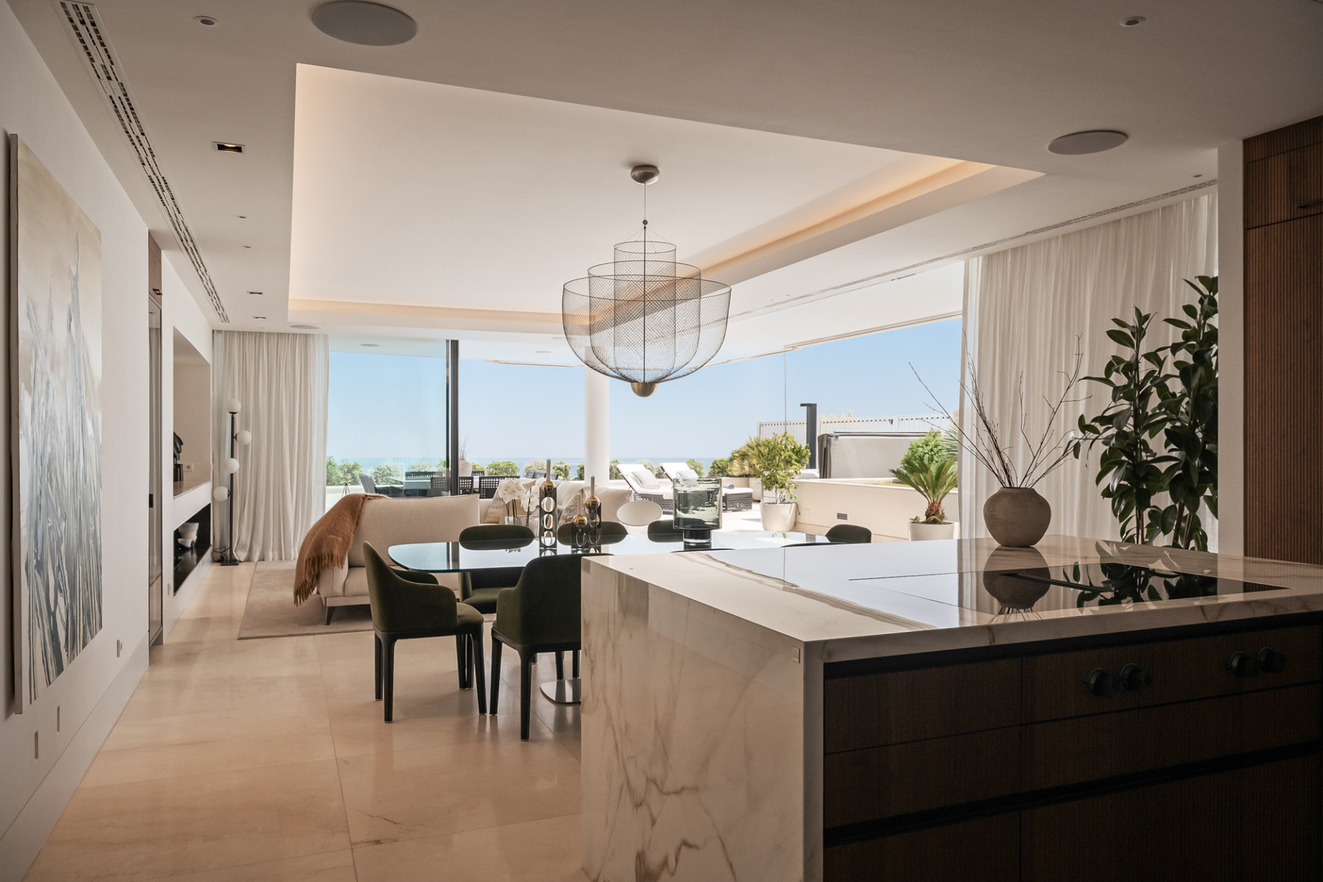 3 Bedroom Apartment in Benahavís - Photo 20