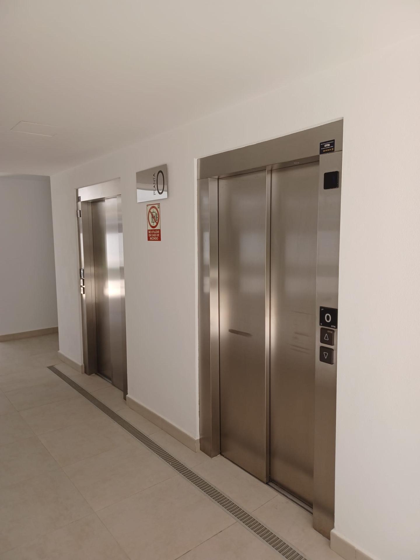 2 Bedroom Apartment in Benalmádena - Foto 26