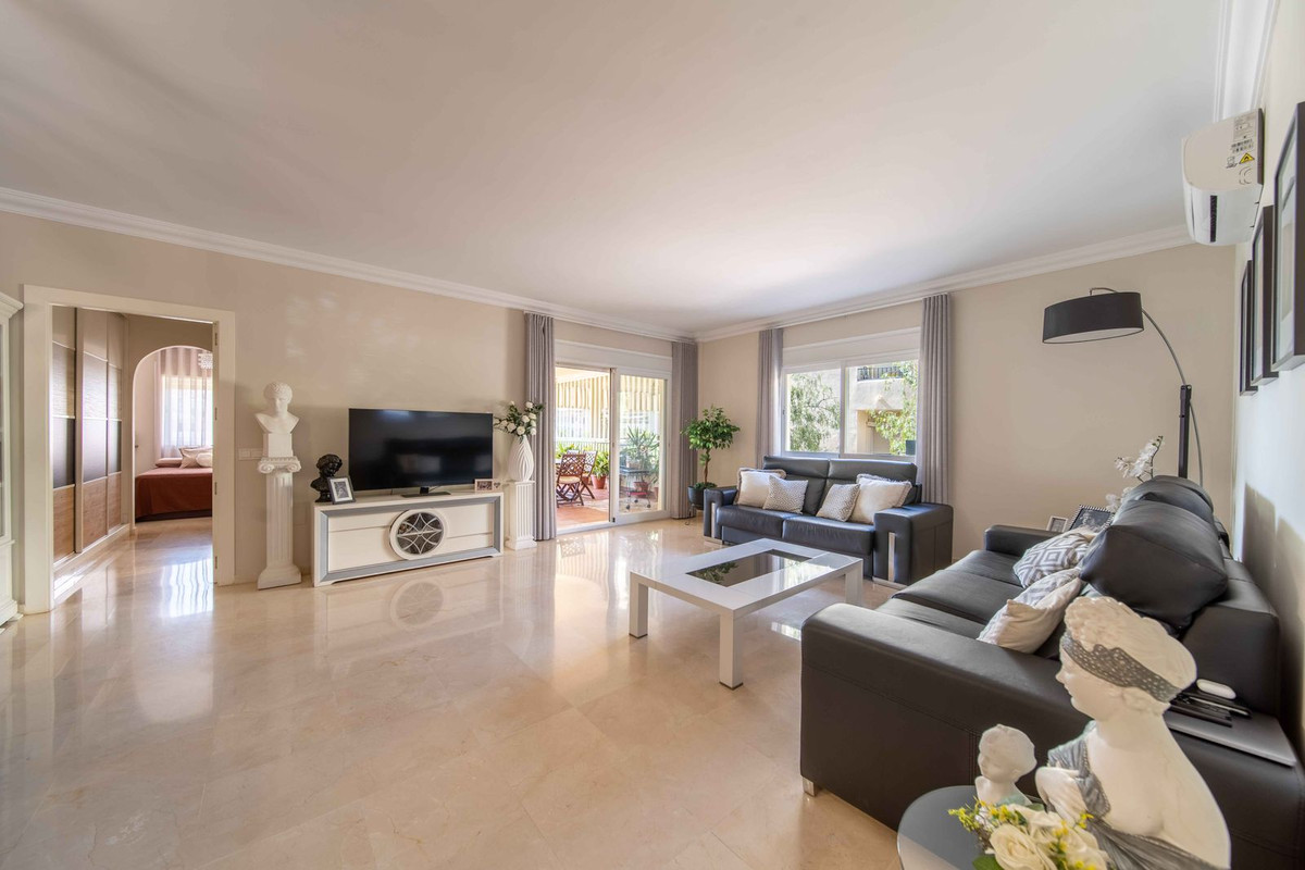 3 Bedroom Apartment in Mijas - Foto 3