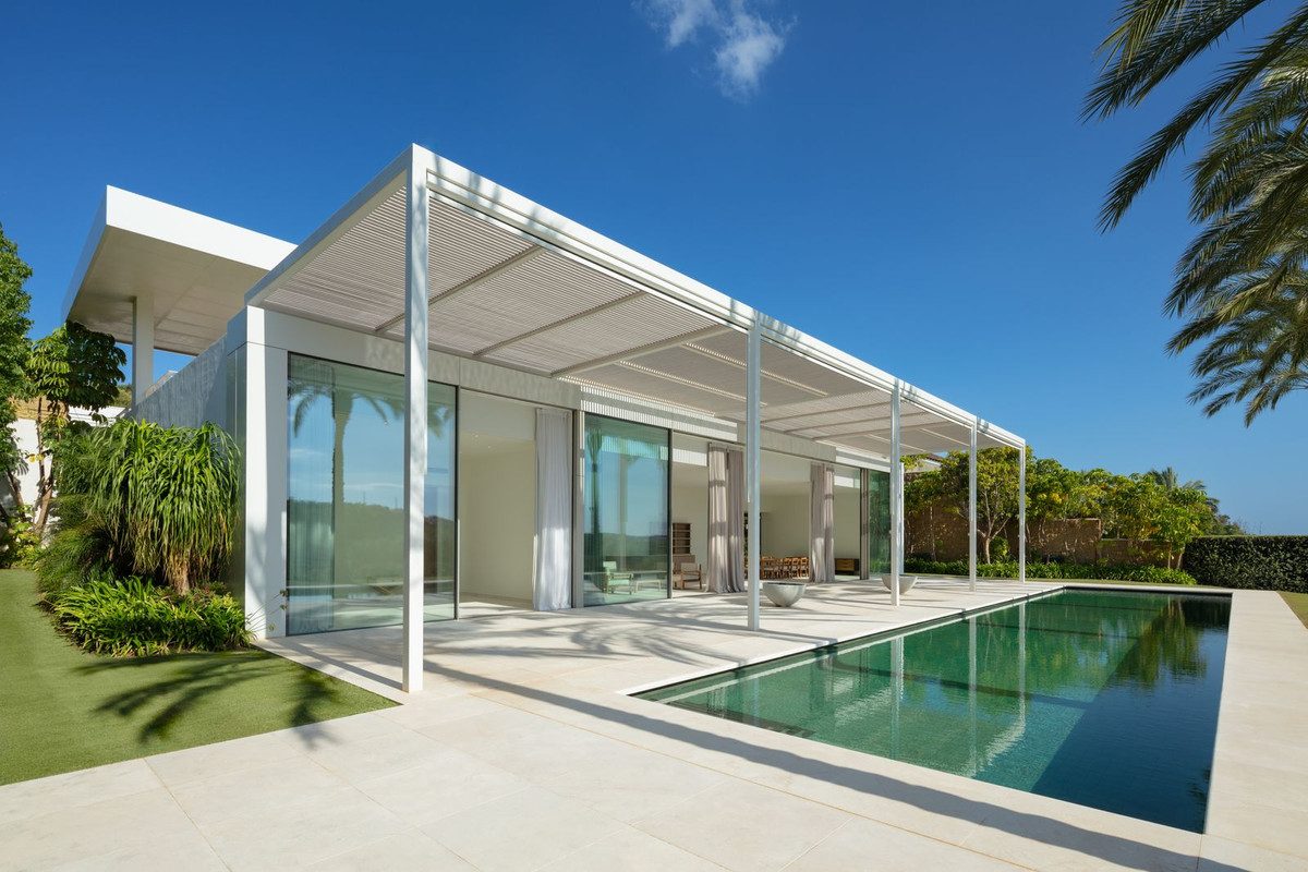 Villa in Casares