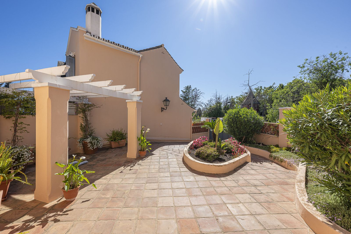 3 Bedroom Townhouse in Marbella - Photo 42