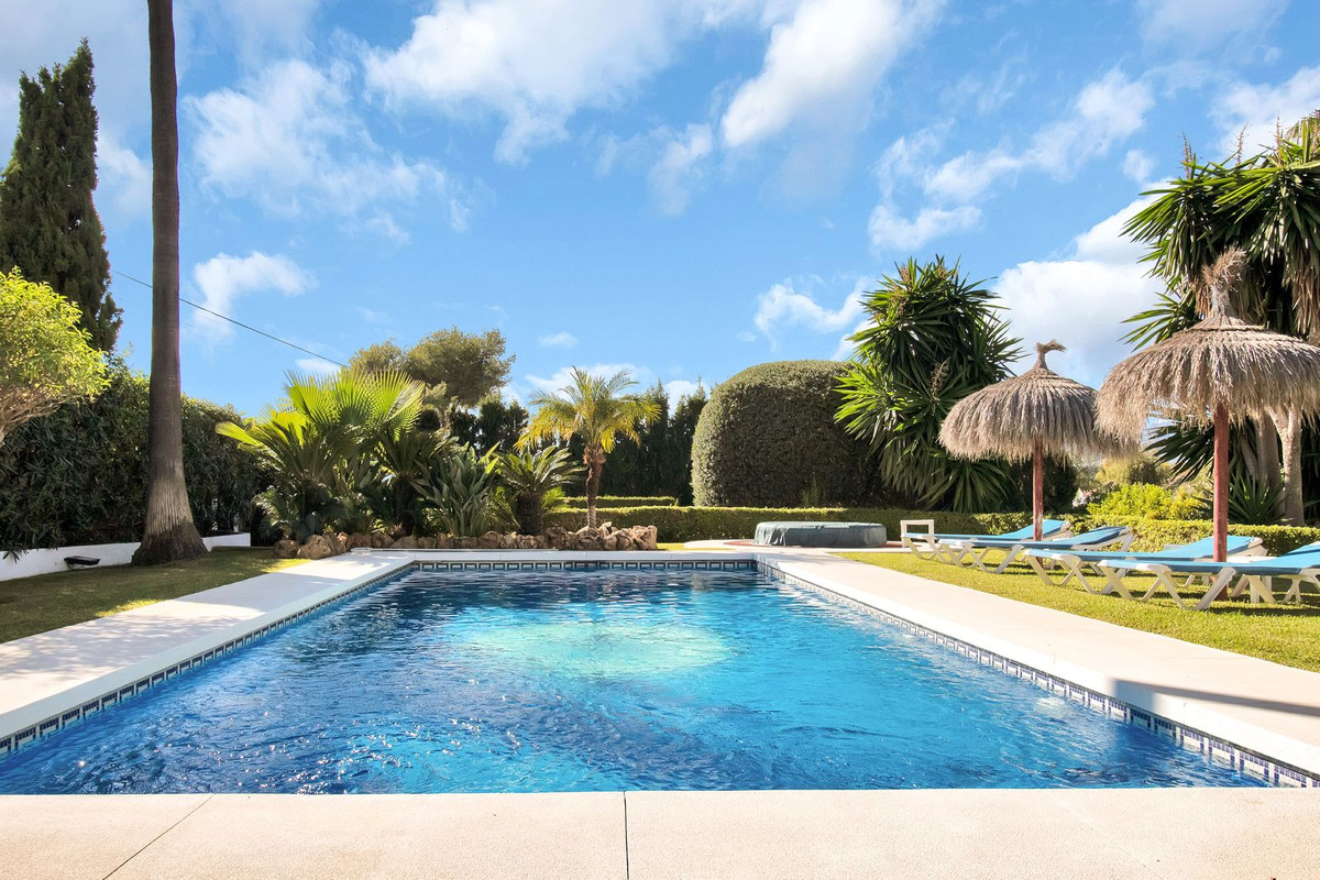 4 Bedroom Villa in San Pedro de Alcántara - Foto 4
