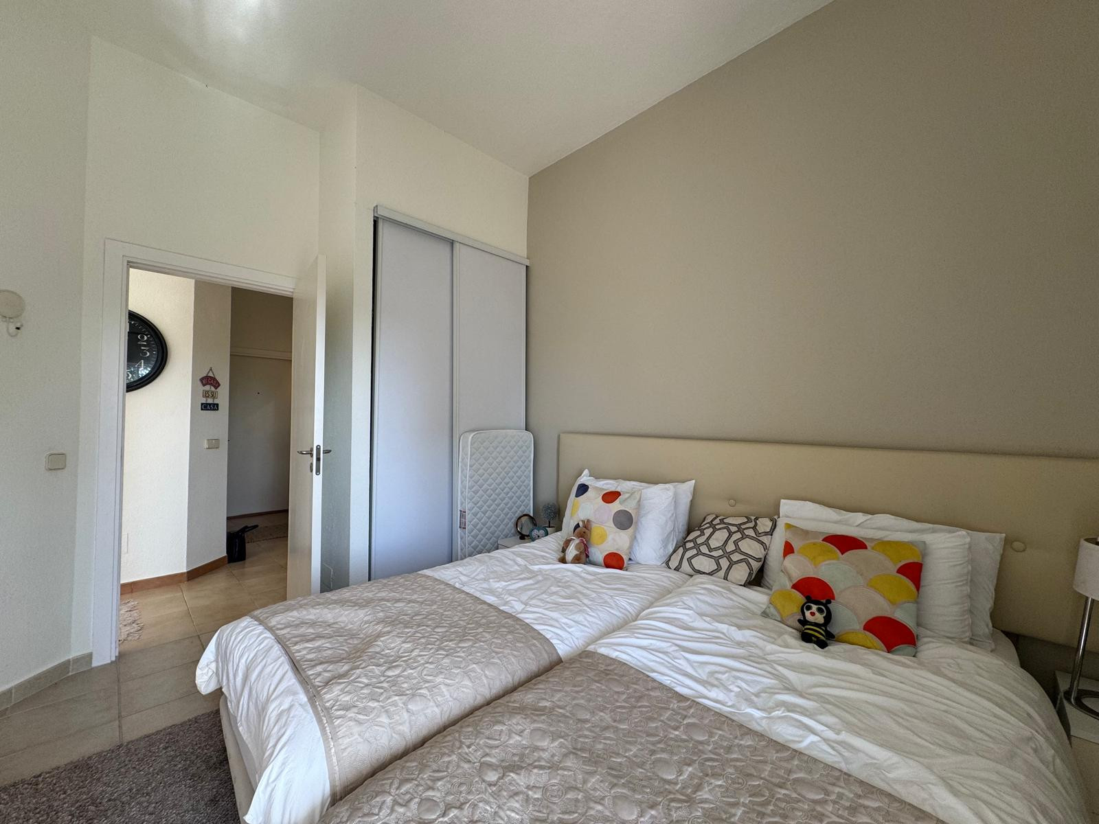 2 Bedroom Apartment in Estepona - Photo 11