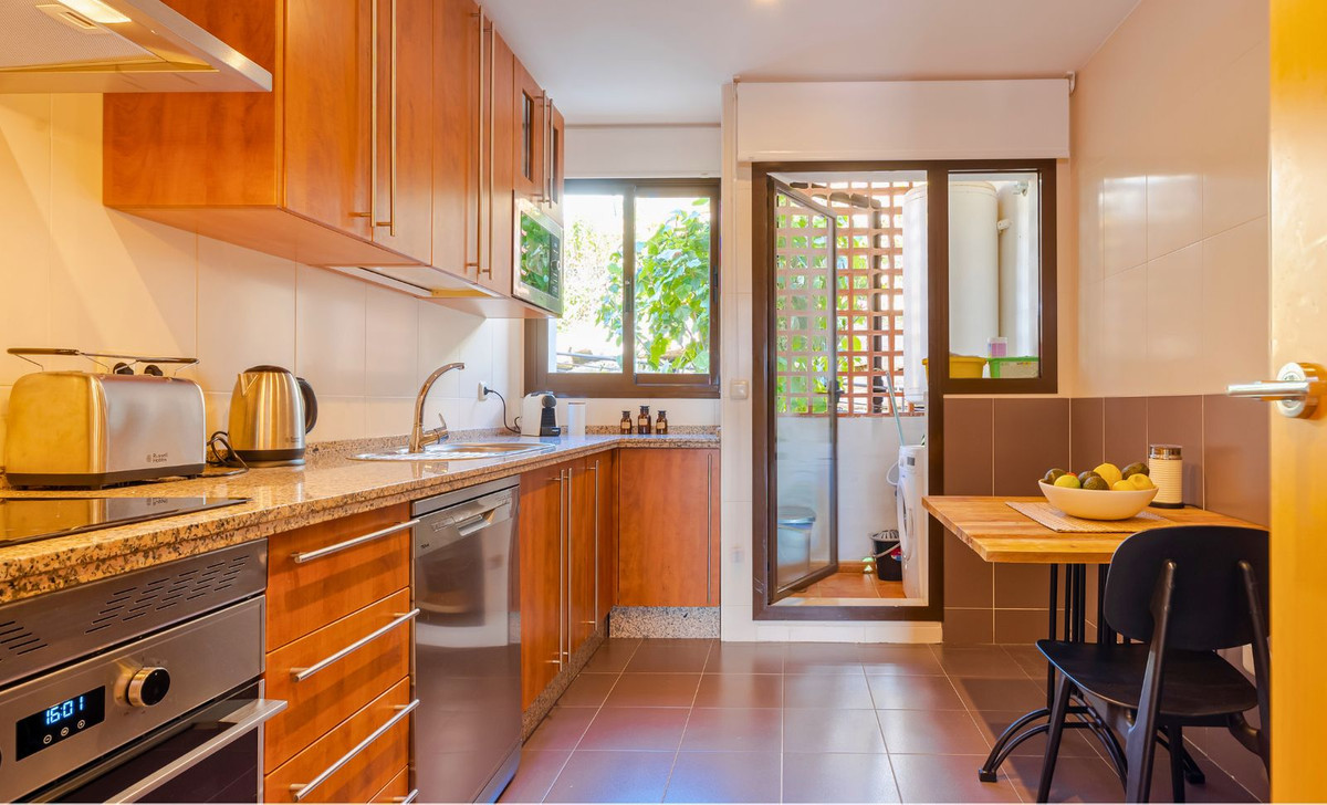 3 Bedroom Apartment in Casares - Photo 13