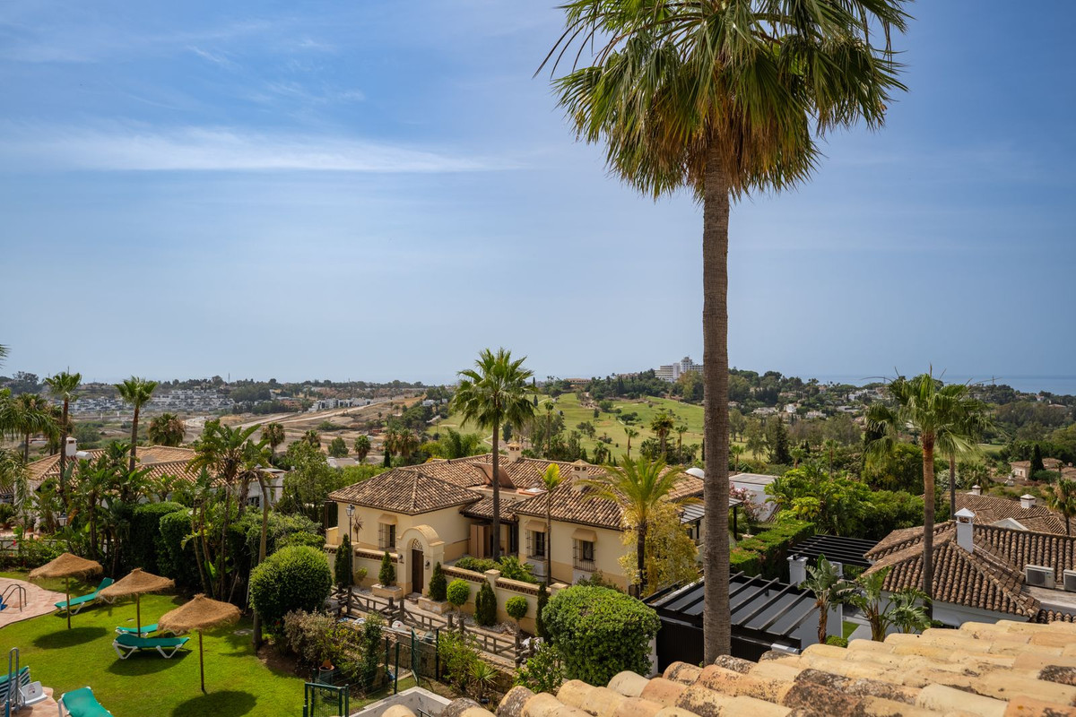 3 Bedroom Townhouse in Estepona - Photo 31