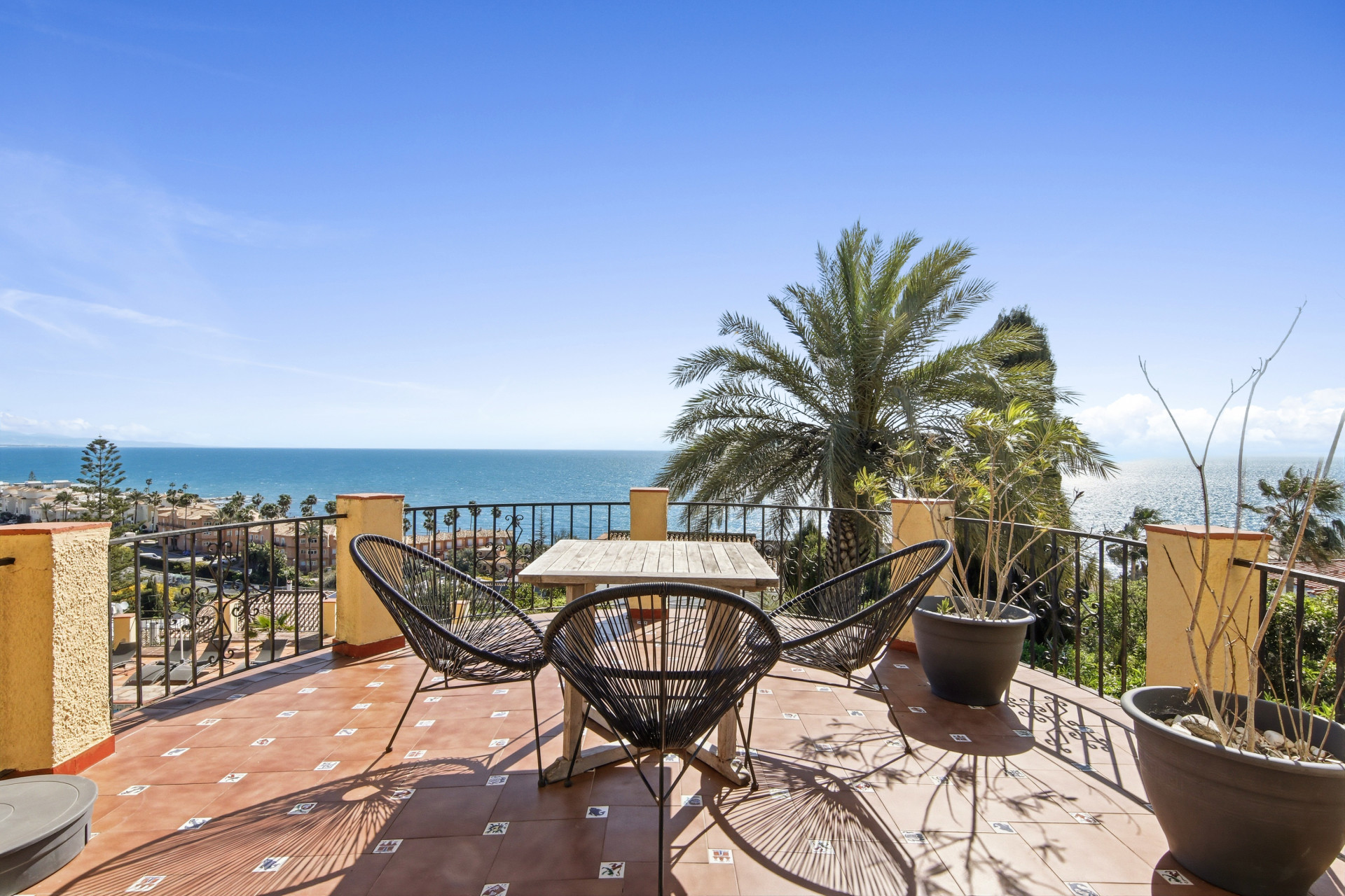 7 Bedroom Villa in Casares - Photo 2