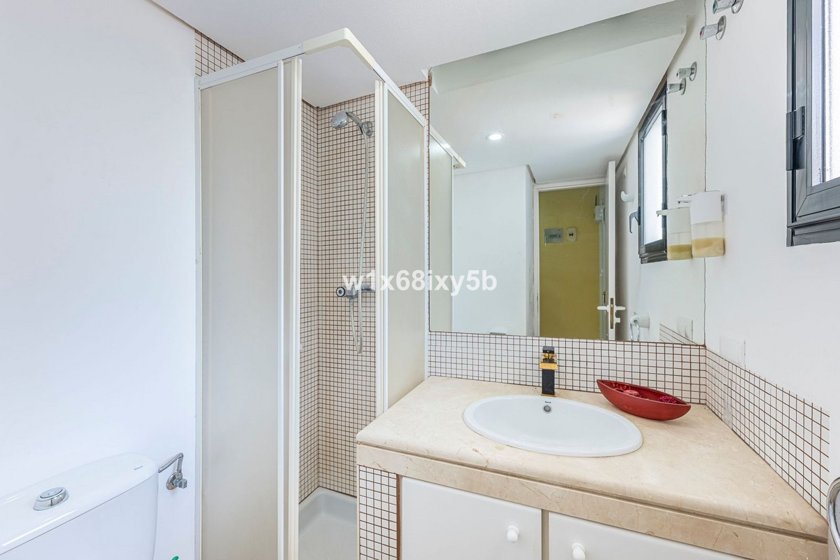3 Bedroom Townhouse in Estepona - Фото 5
