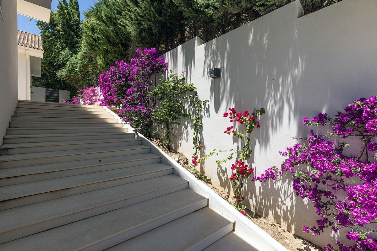 5 Bedroom Villa in Sotogrande - Photo 69