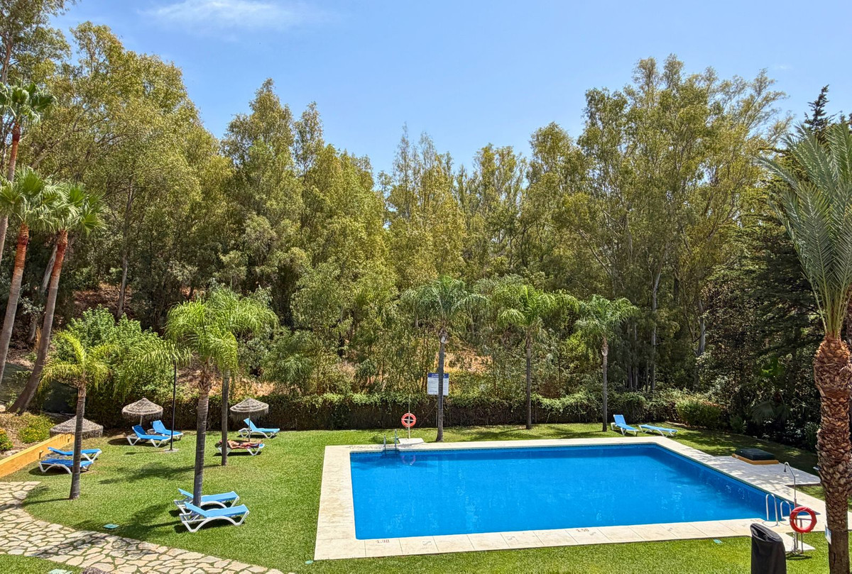Piso de 2 dormitorios con piscina en Málaga – Foto 7