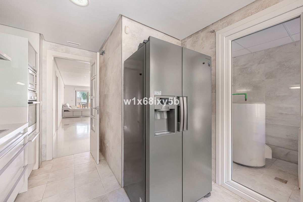 2 Bedroom Apartment in Marbella - Foto 15