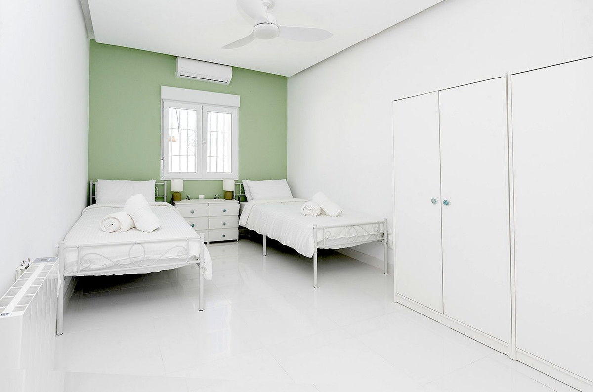 6 Bedroom Villa in Benalmádena - Foto 43