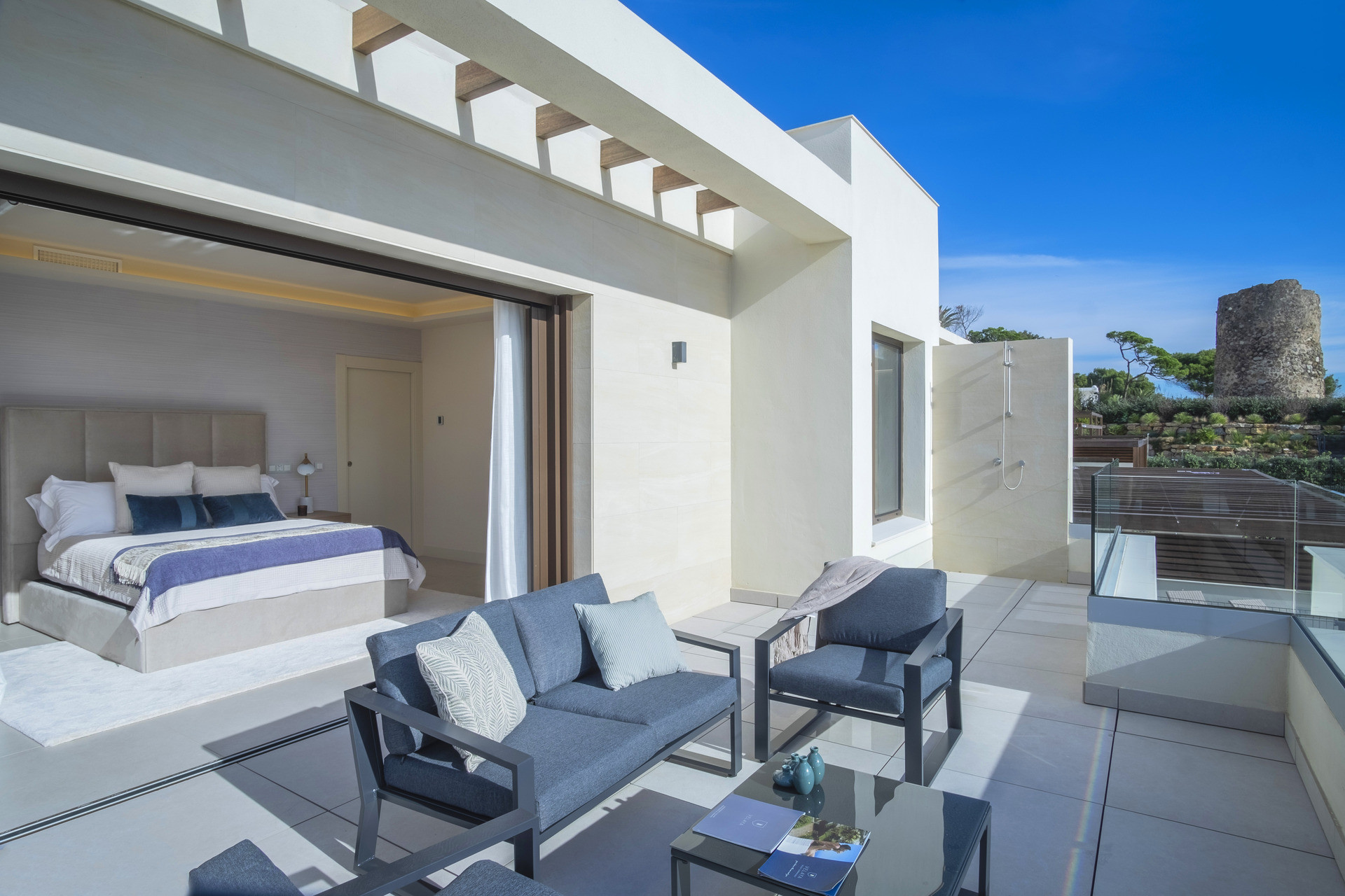 4 Bedroom Villa in Estepona - Photo 6