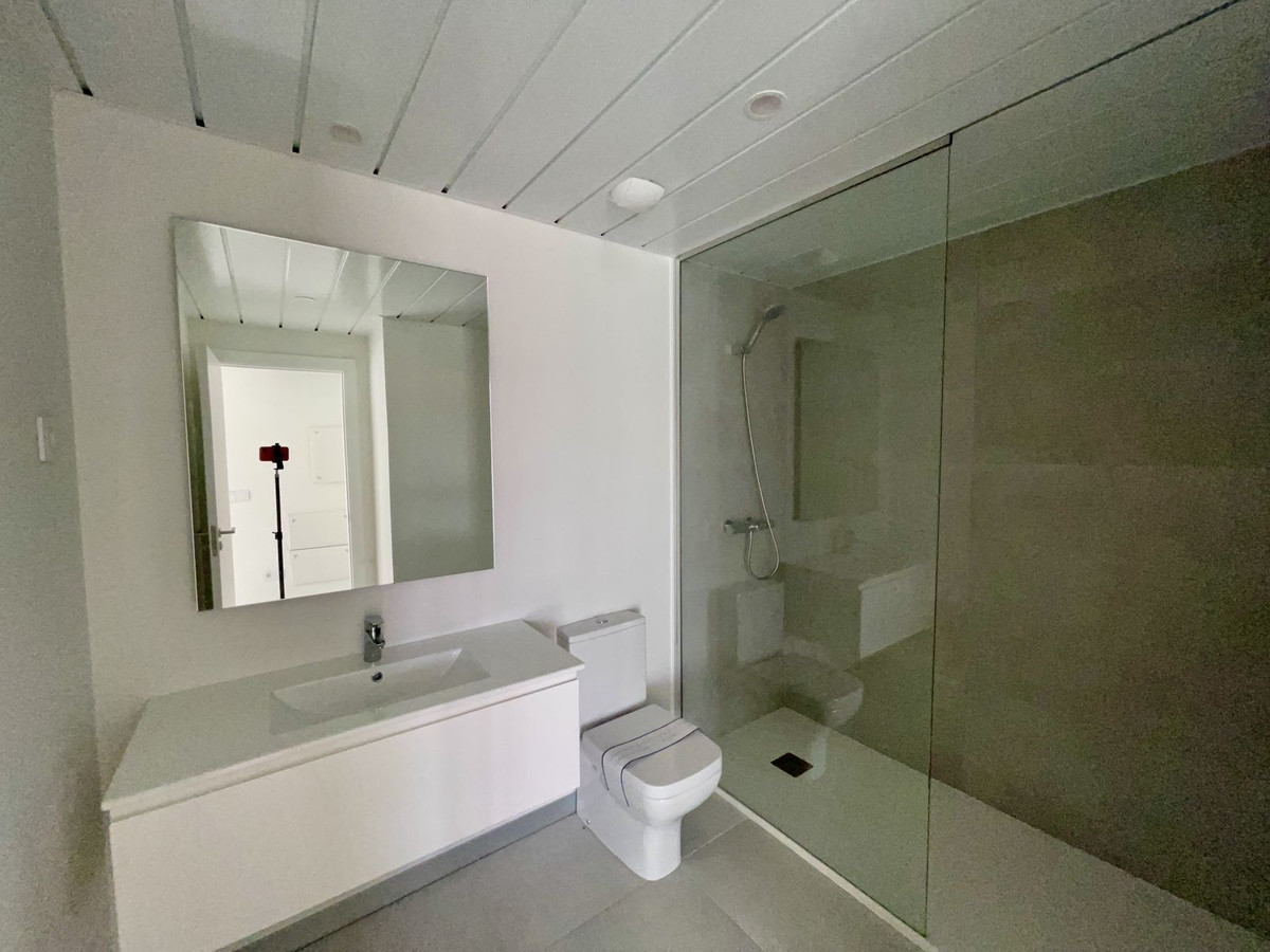 2 Bedroom Apartment in Manilva - Foto 23