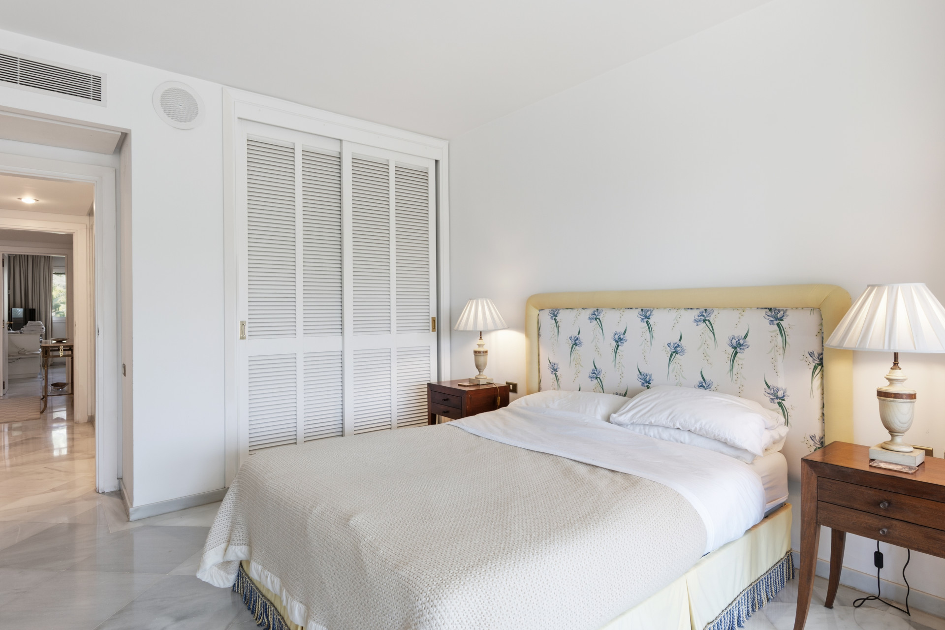 3 Bedroom Apartment in Marbella - Photo 12