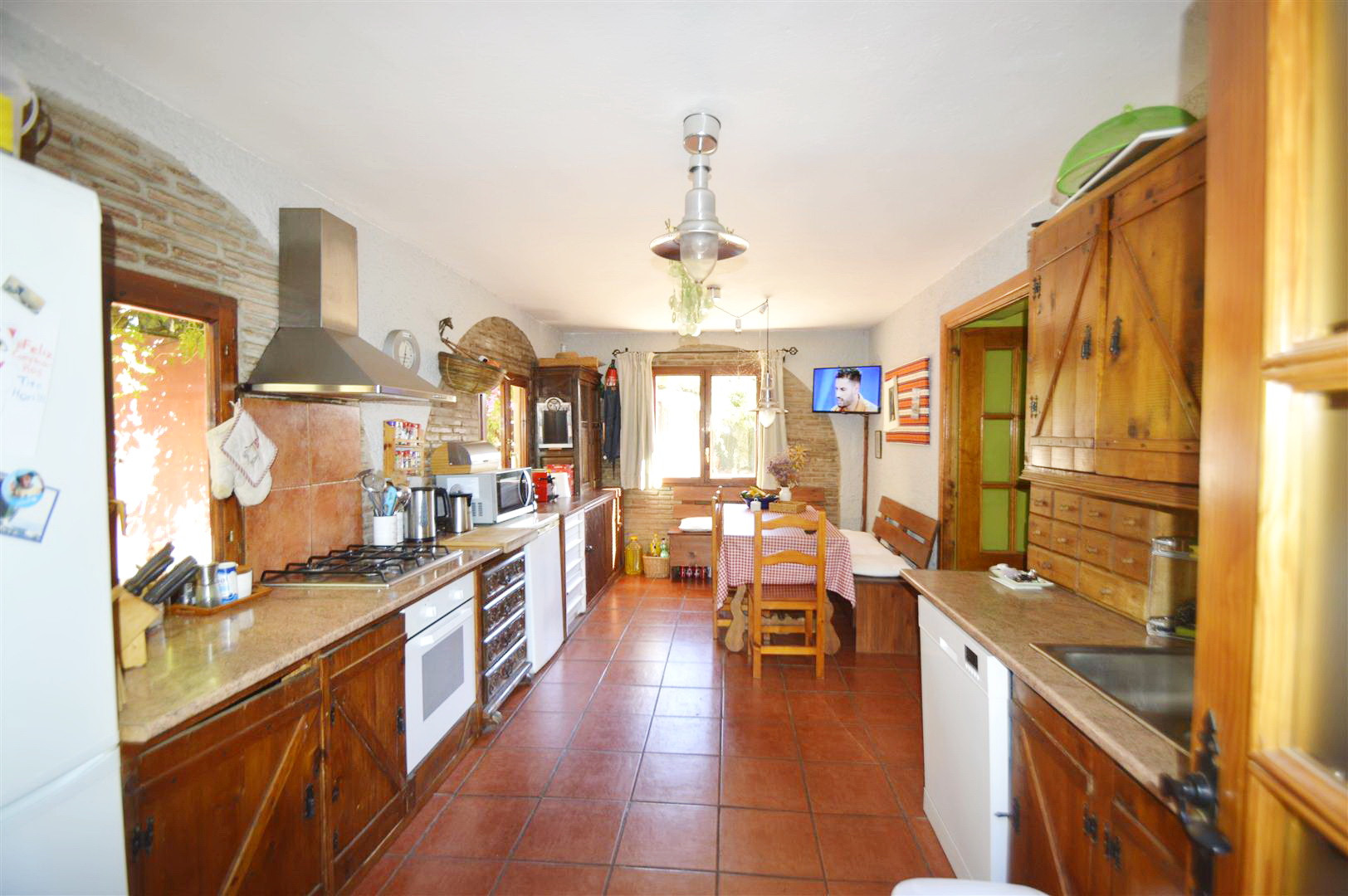 3 Bedroom Villa in Marbella - Photo 10