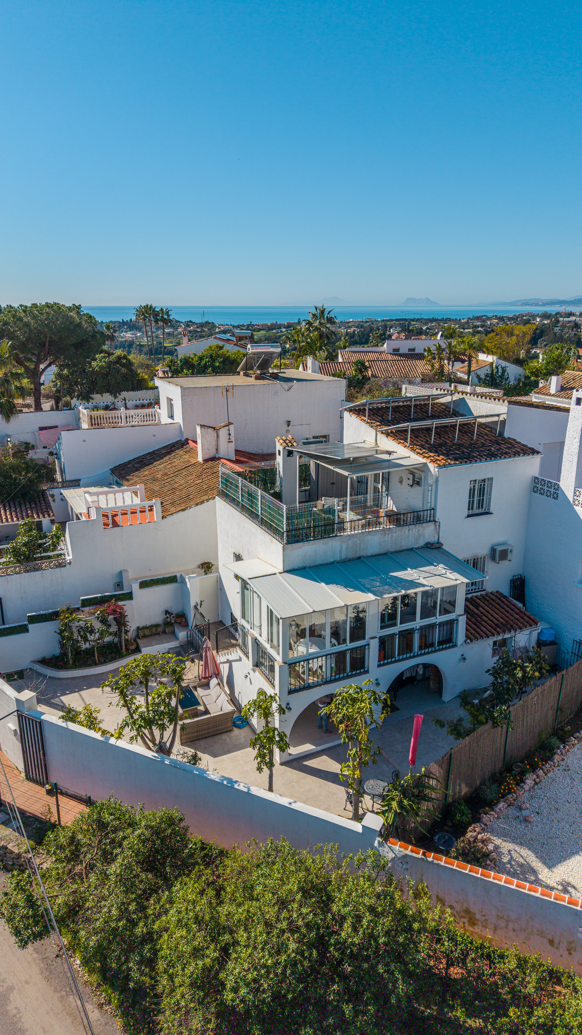 3 Bedroom Townhouse in Estepona - Photo 35