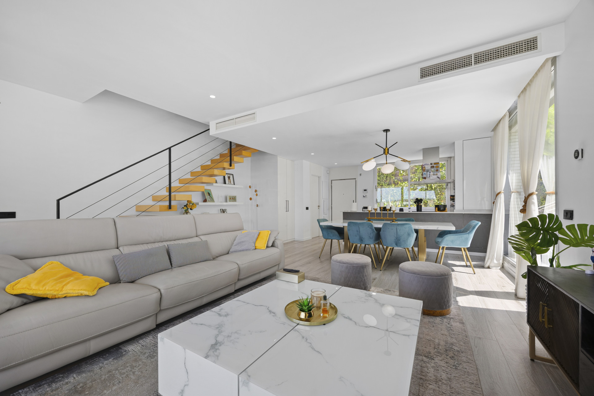 3 Bedroom Townhouse in Estepona - Photo 5