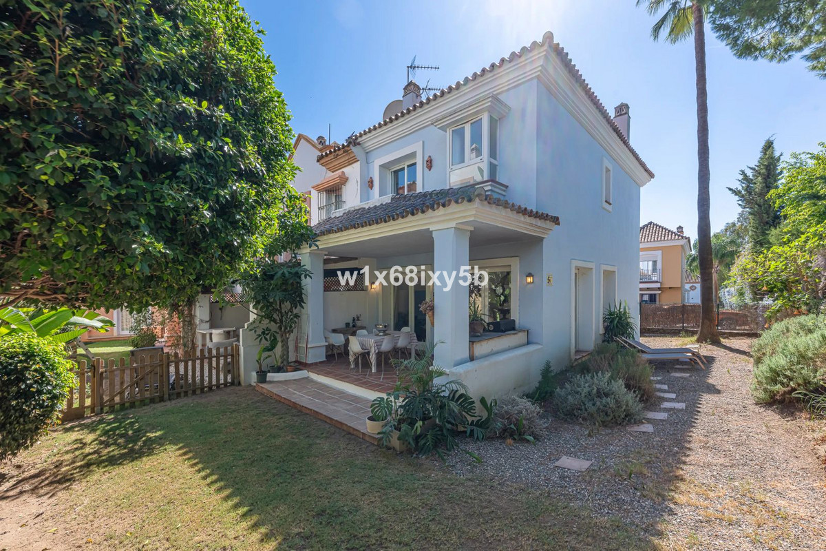 3 Bedroom Townhouse in Marbella - Photo 22
