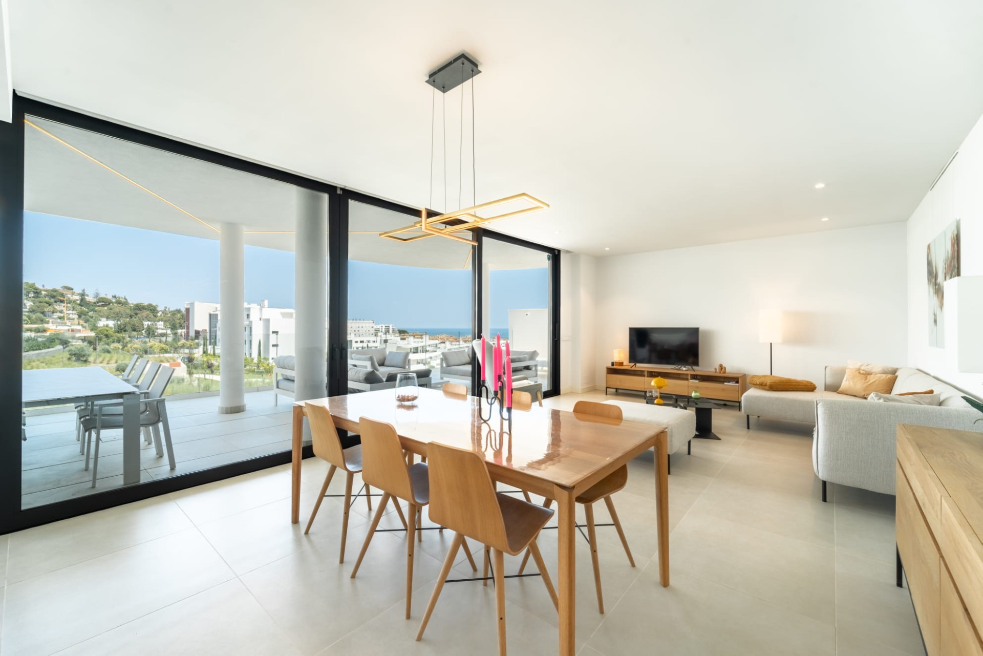 3 Bedroom Apartment in Benalmádena - Foto 6