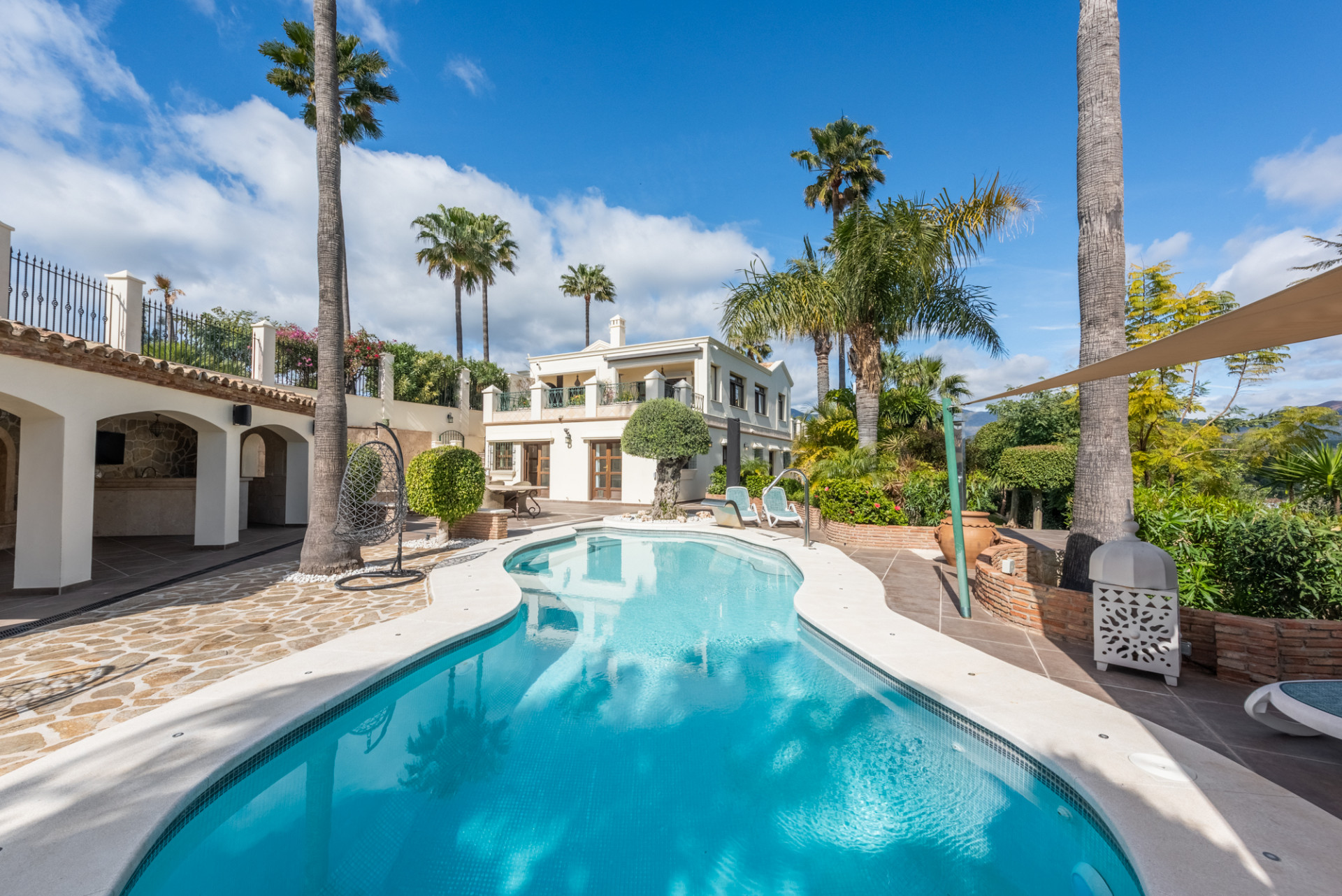 6 Bedroom Villa in Estepona - Фото 27