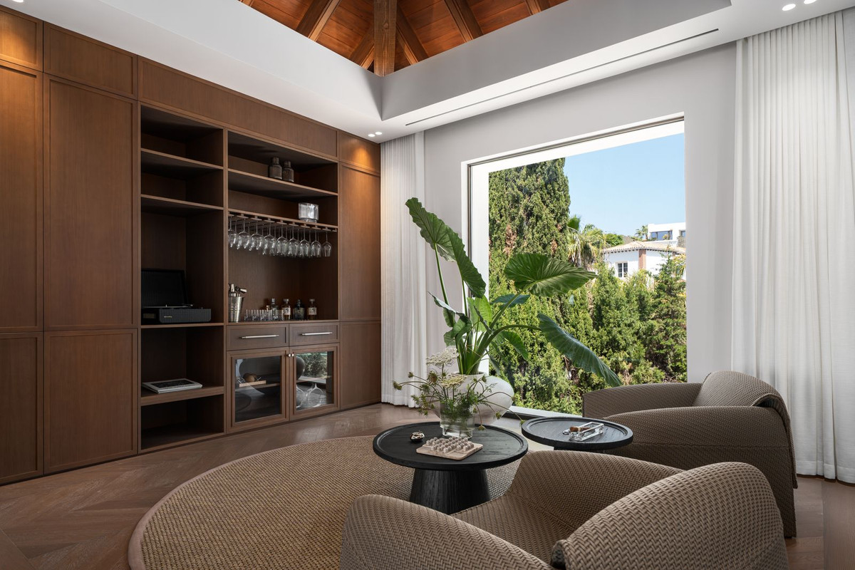 6 Bedroom Villa in Benahavís - Foto 16