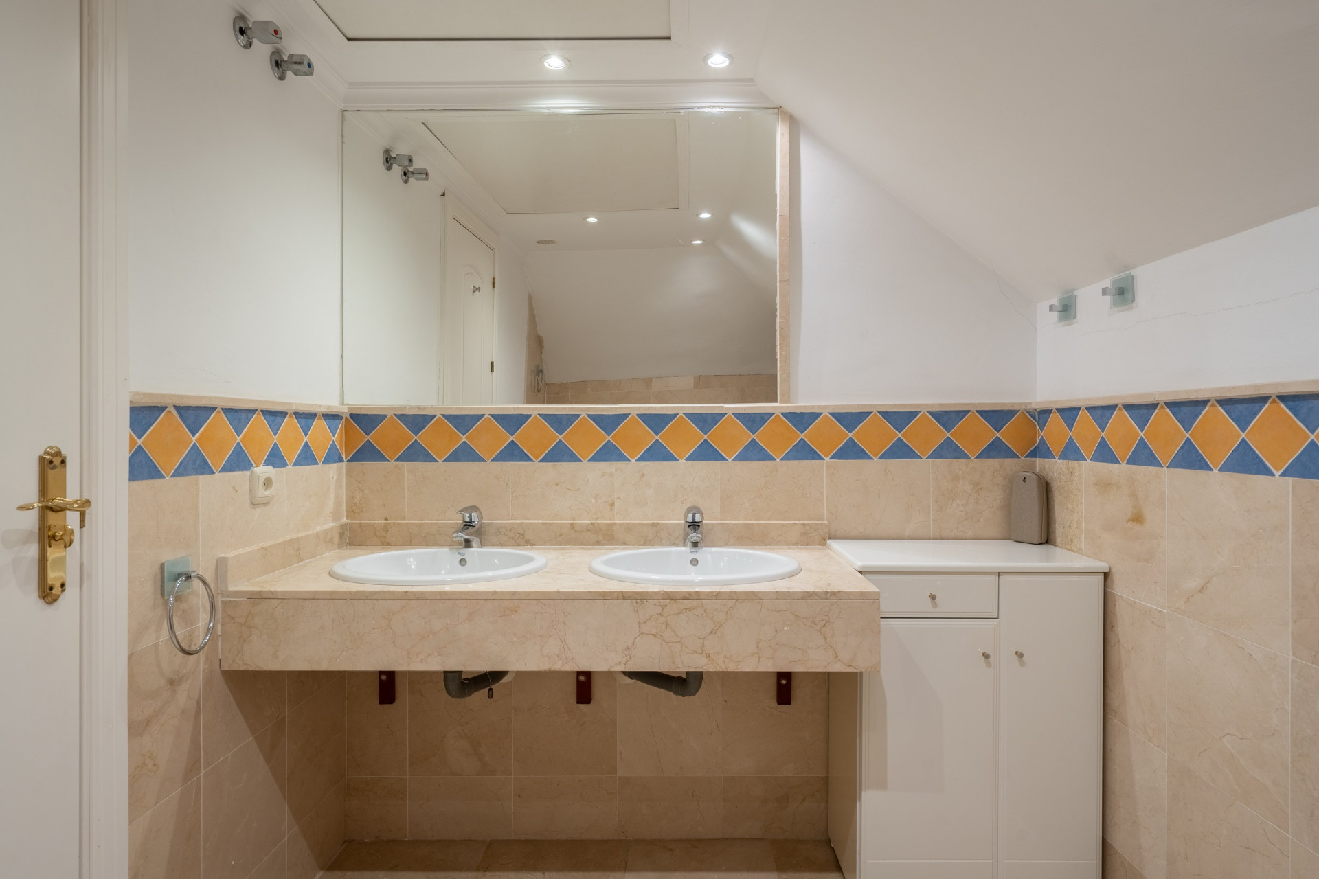 Apartamento com 4 quartos com piscina em Málaga, Espanha – Foto 23