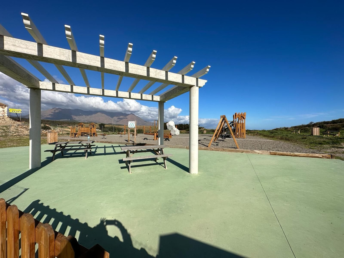 3 Bedroom Apartment in Casares - Photo 17