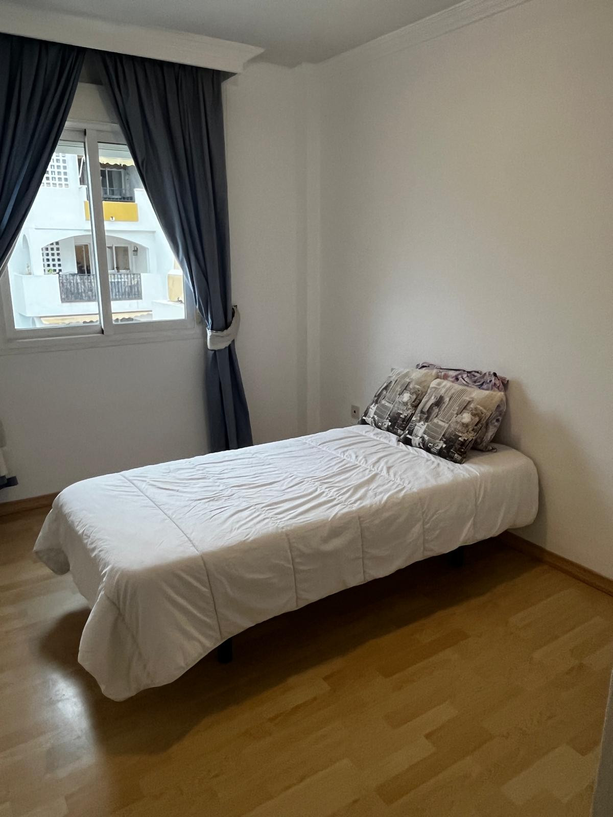 3 Bedroom Apartment in Marbella - Photo 9