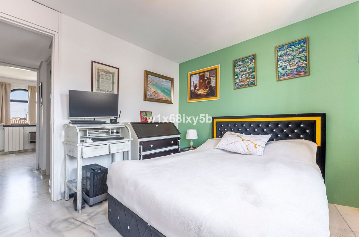 3 Bedroom Townhouse in Estepona - Фото 16