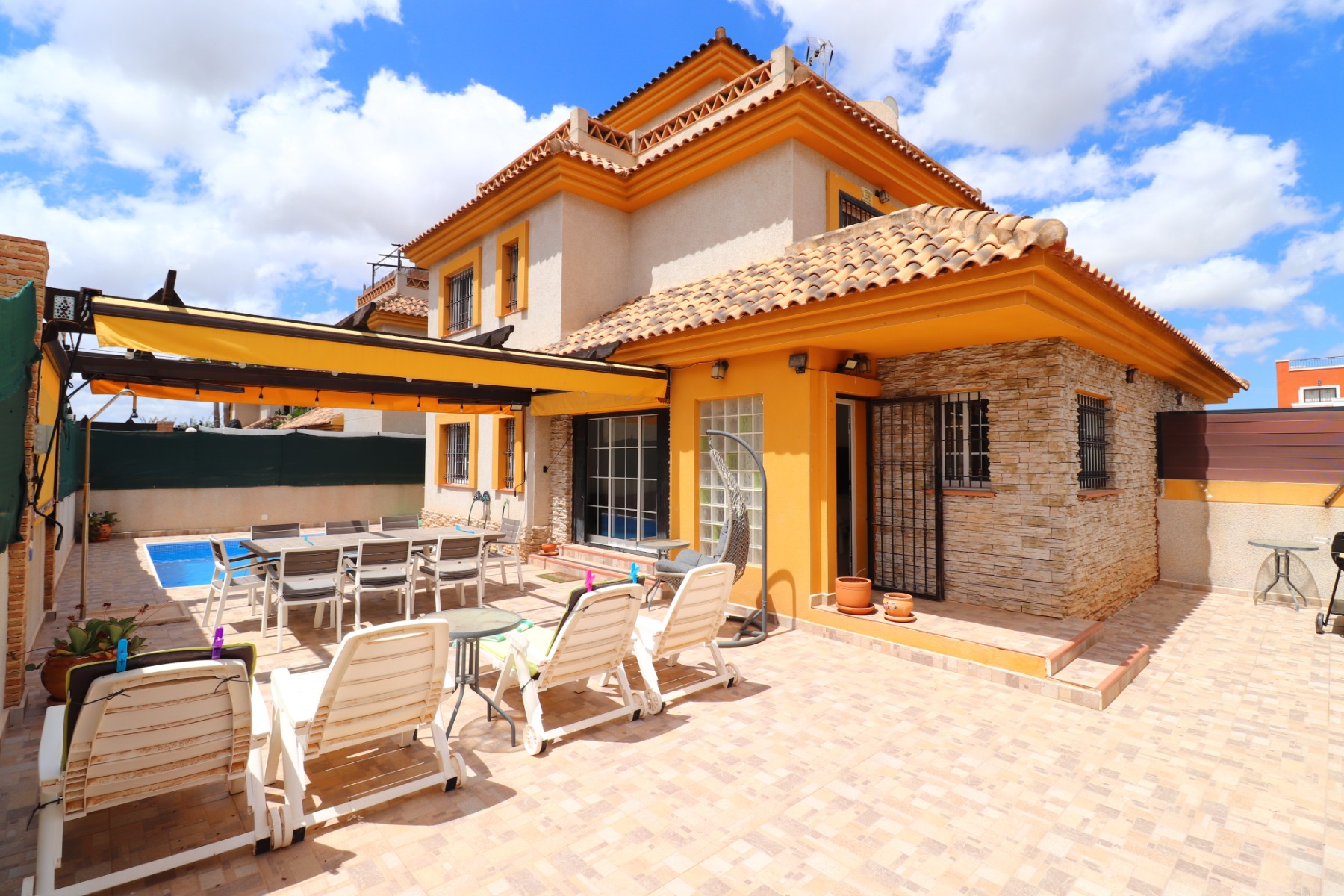 Moradia com 3 quartos com piscina em Alicante, Espanha – Foto 1