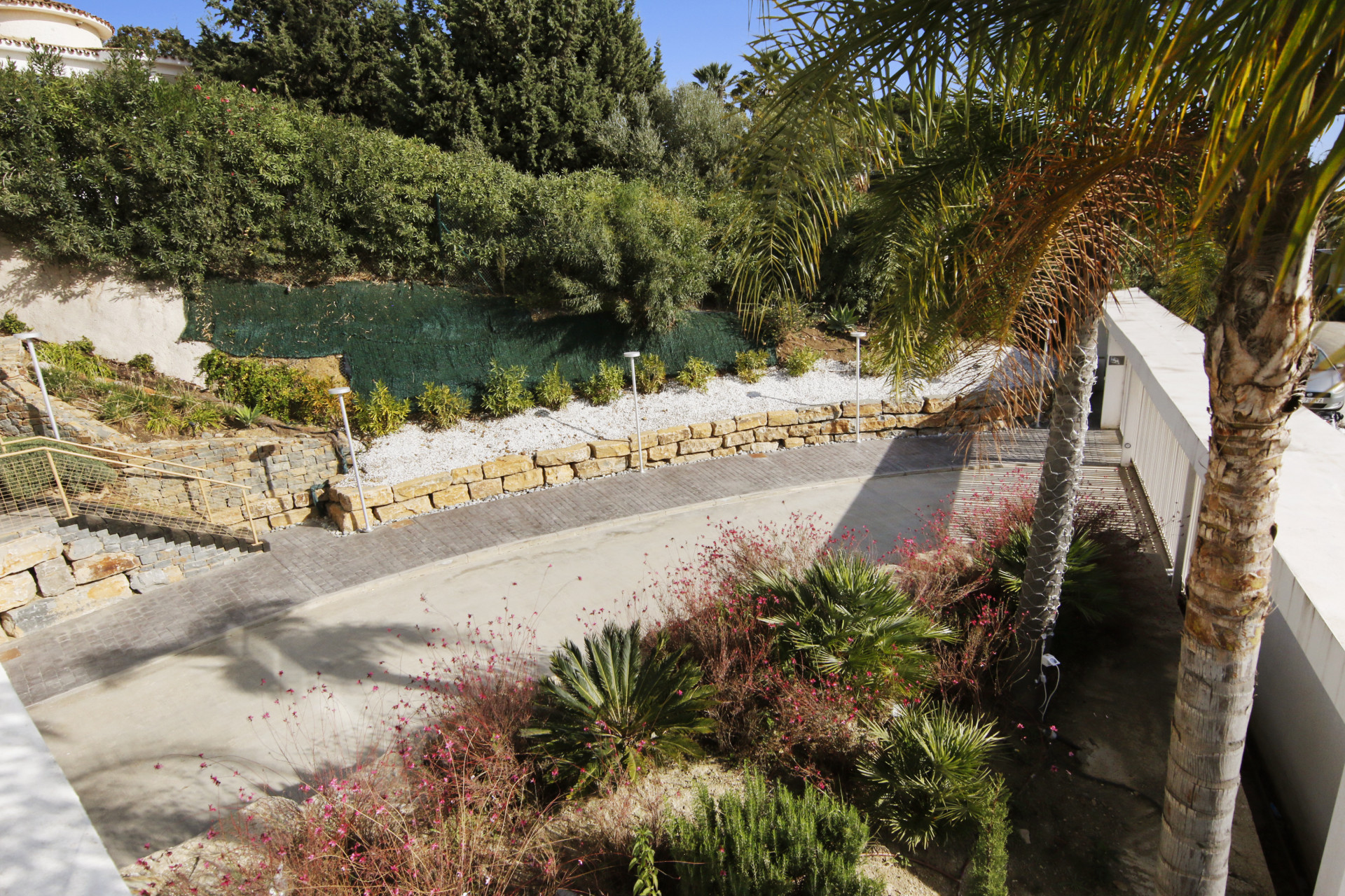 3 Bedroom Apartment in Estepona - Photo 18
