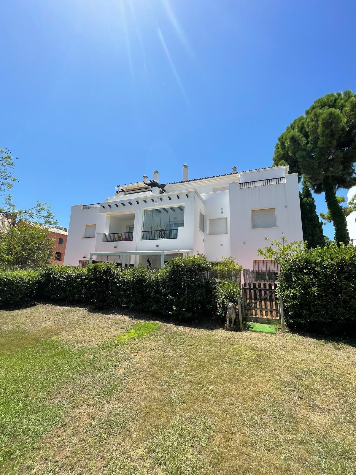 2 Bedroom Apartment in Marbella - Photo 2