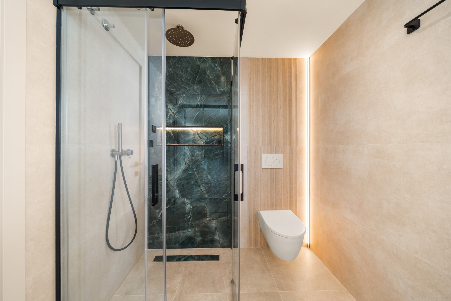 3 Bedroom Apartment in Marbella - Photo 13