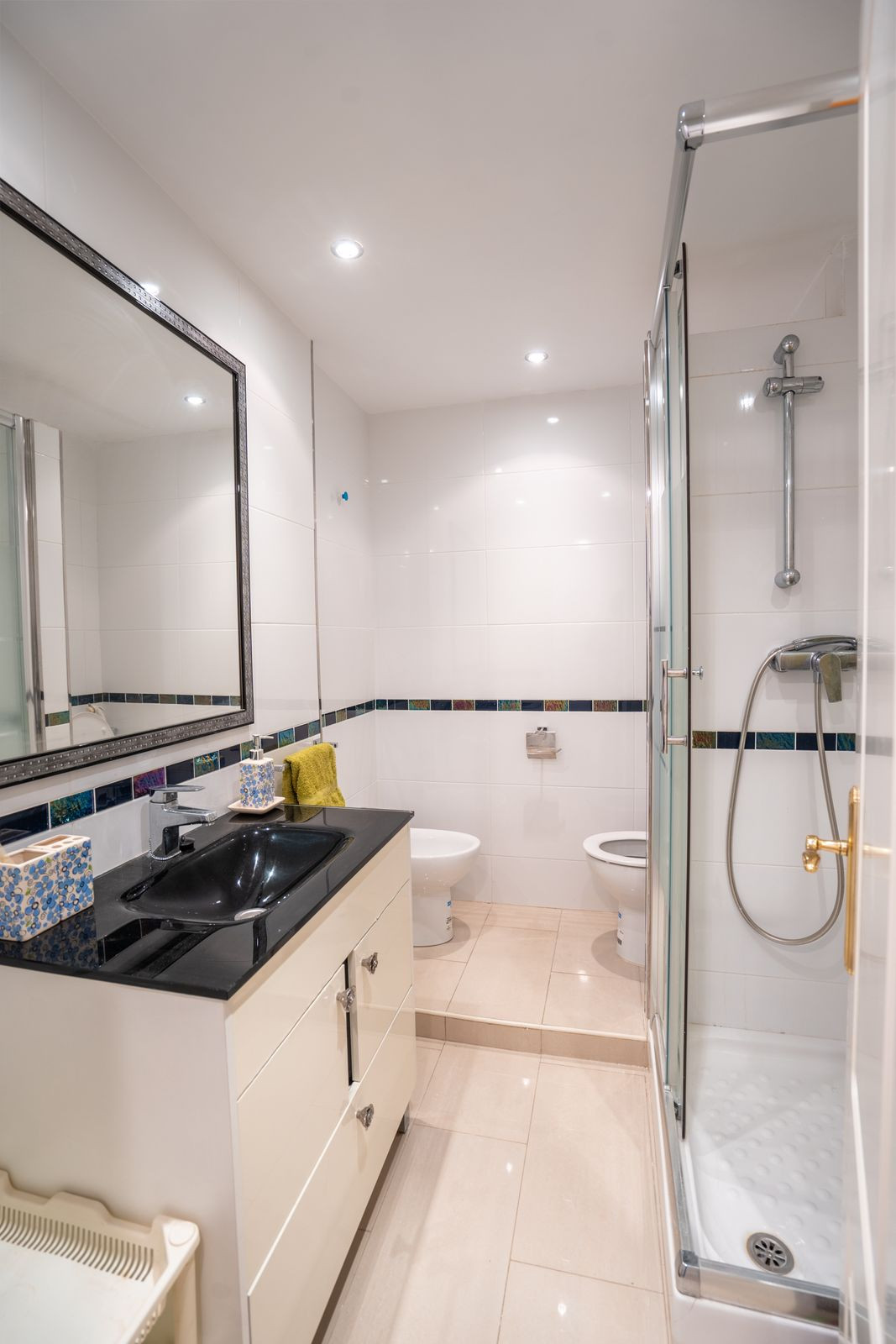 2 Bedroom Apartment in Fuengirola - Photo 14