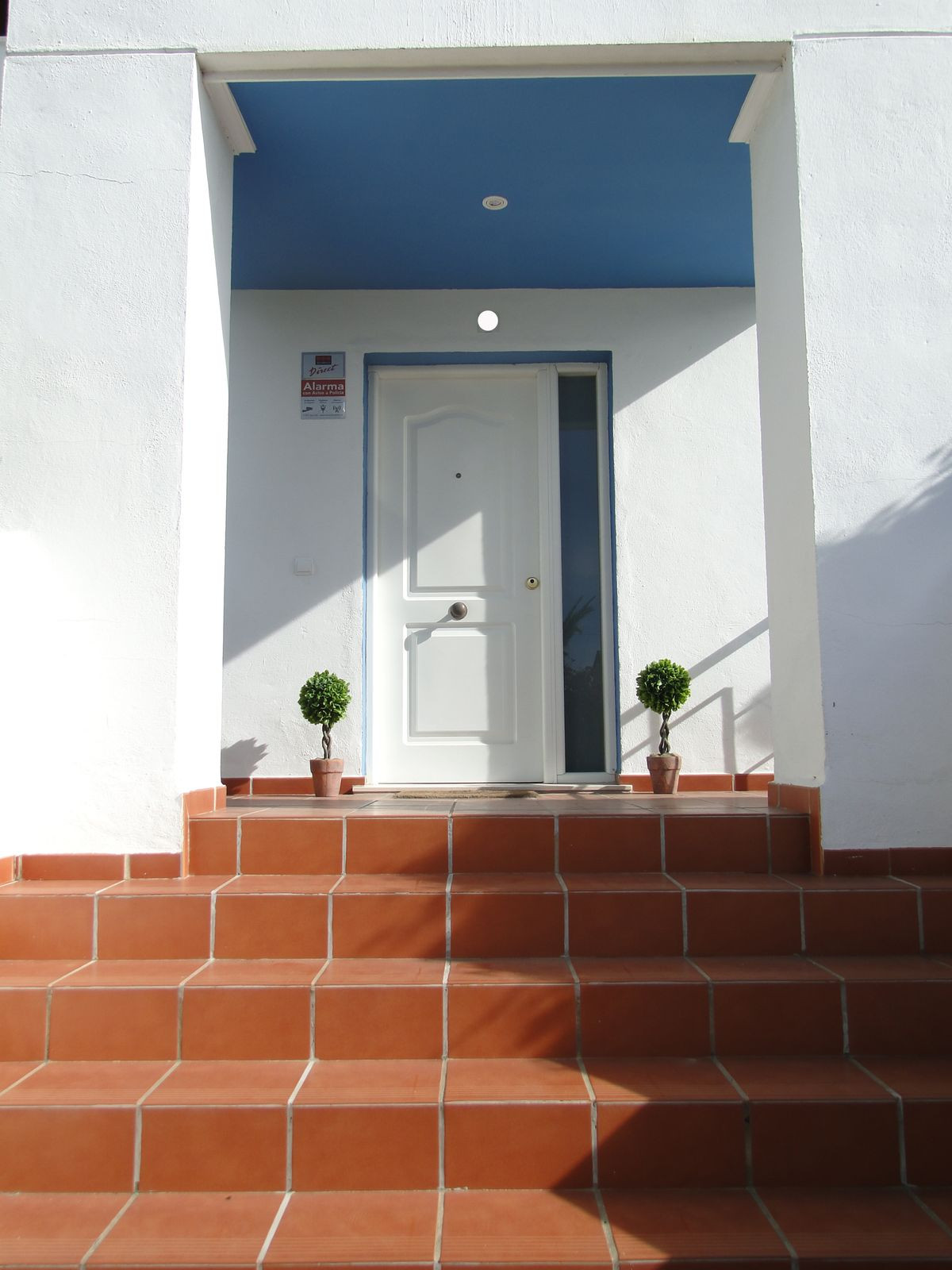 5 Bedroom Townhouse in Estepona - Photo 9
