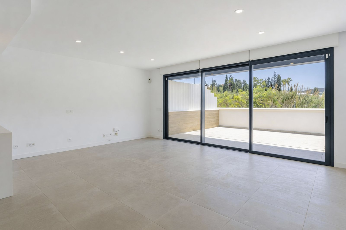 3 Bedroom Villa in Estepona - Photo 16